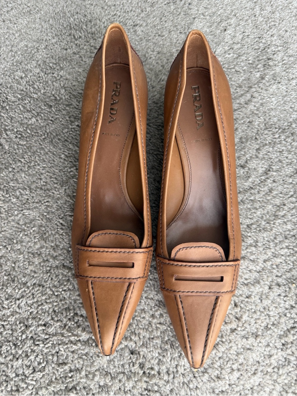 Prada Brown Pointed-Toe Leather Loafers Kitten Heels Preppy size 41 (9.5)